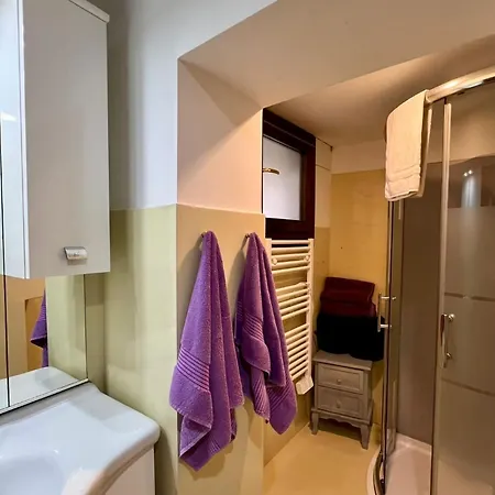 Biennale 1215 아파트 *